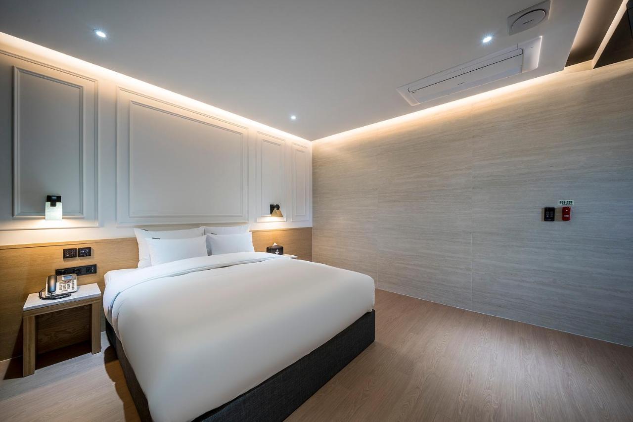 Brown Dot Hotel Pyeonghwa Plaza Мокпо Экстерьер фото